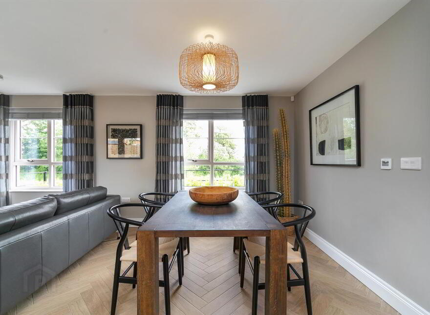 11 Castlelodge Gardens, Comber, BT23 5FR