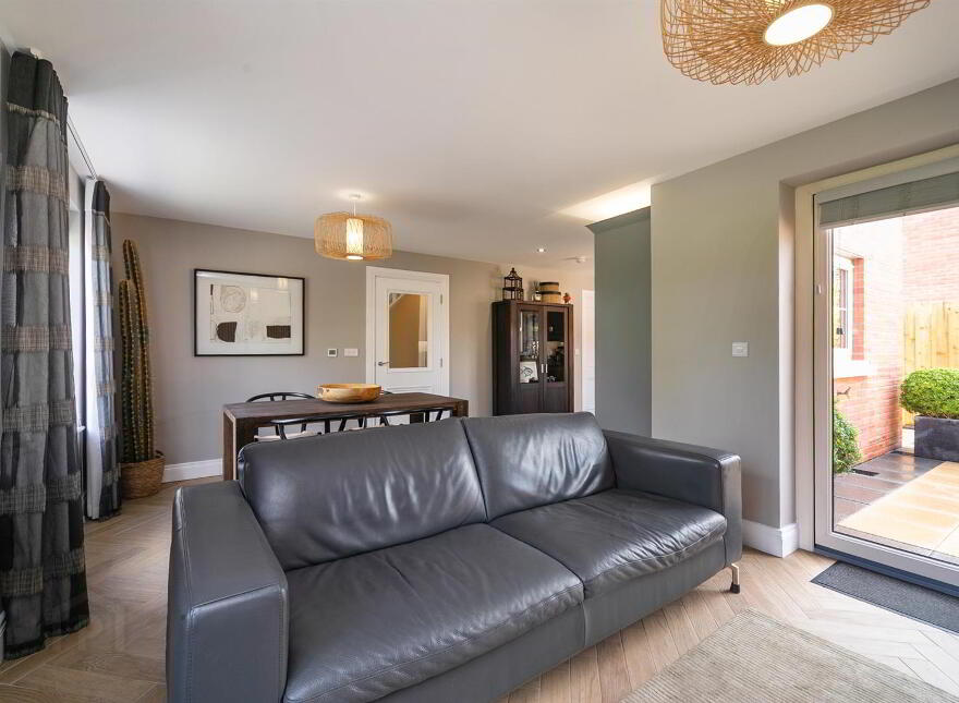 11 Castlelodge Gardens, Comber, BT23 5FR