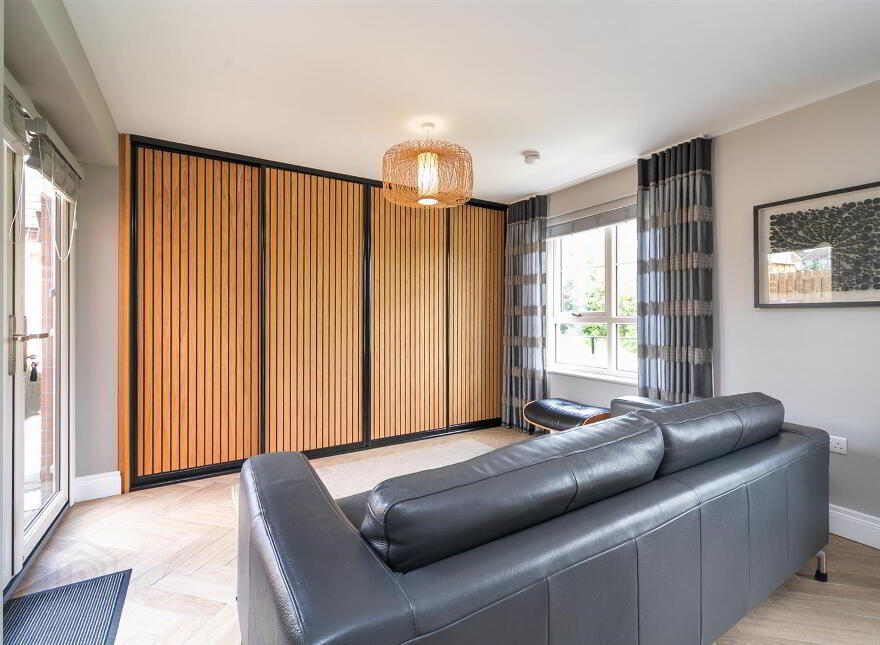 11 Castlelodge Gardens, Comber, BT23 5FR