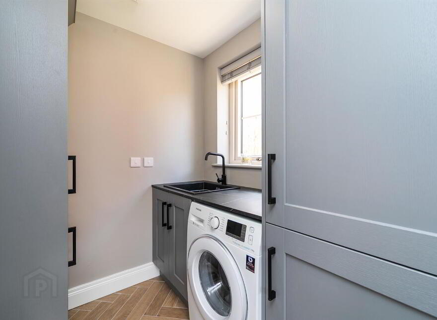 11 Castlelodge Gardens, Comber, BT23 5FR