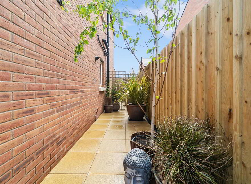 11 Castlelodge Gardens, Comber, BT23 5FR