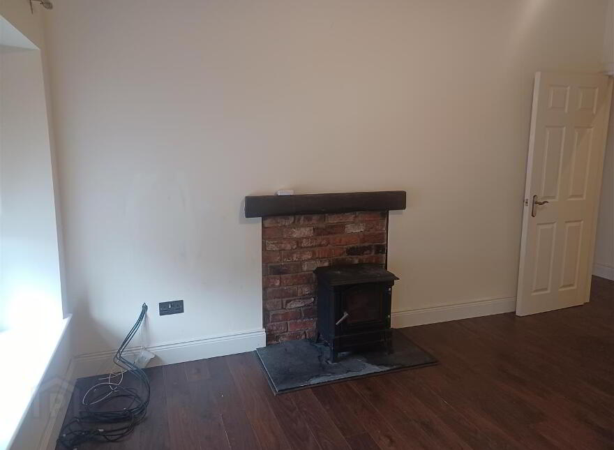 8 Bridge Street, Rostrevor, Newry, BT34 3BG