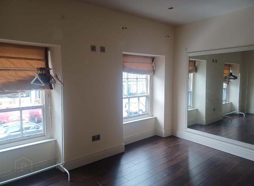 8 Bridge Street, Rostrevor, Newry, BT34 3BG