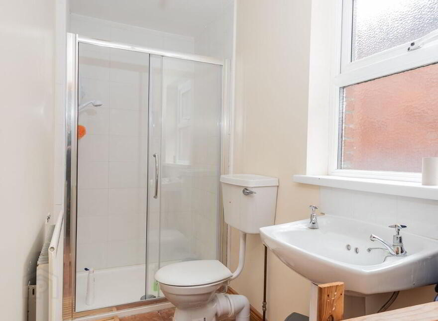 8 Cadogan Street, Belfast, BT7 1QW