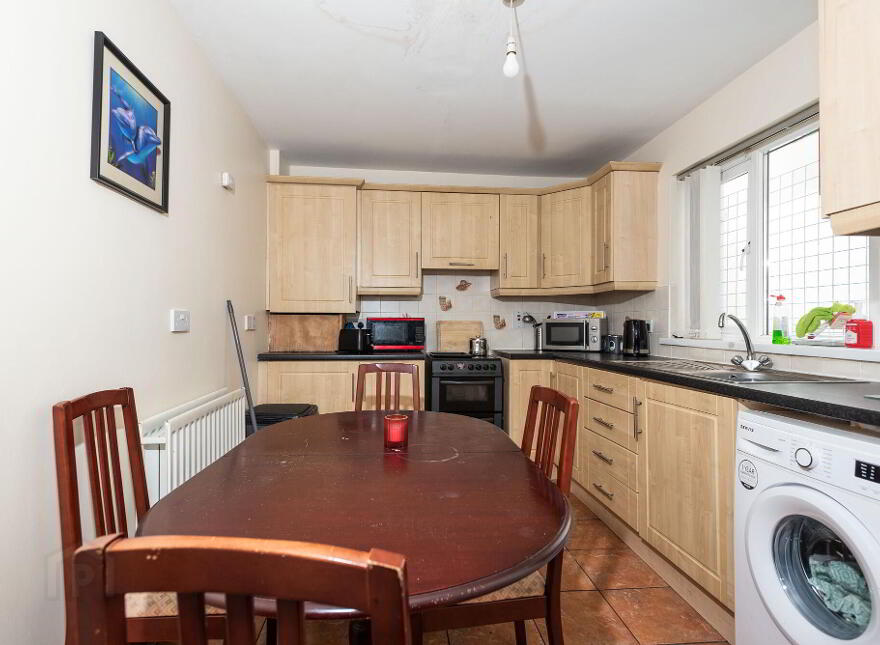 8 Cadogan Street, Belfast, BT7 1QW