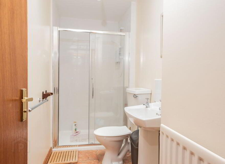 8 Cadogan Street, Belfast, BT7 1QW