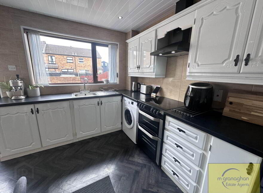 10 Ardoyne Place, Belfast, BT14 7DS