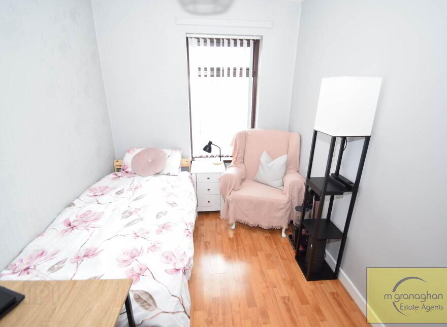 10 Ardoyne Place, Belfast, BT14 7DS