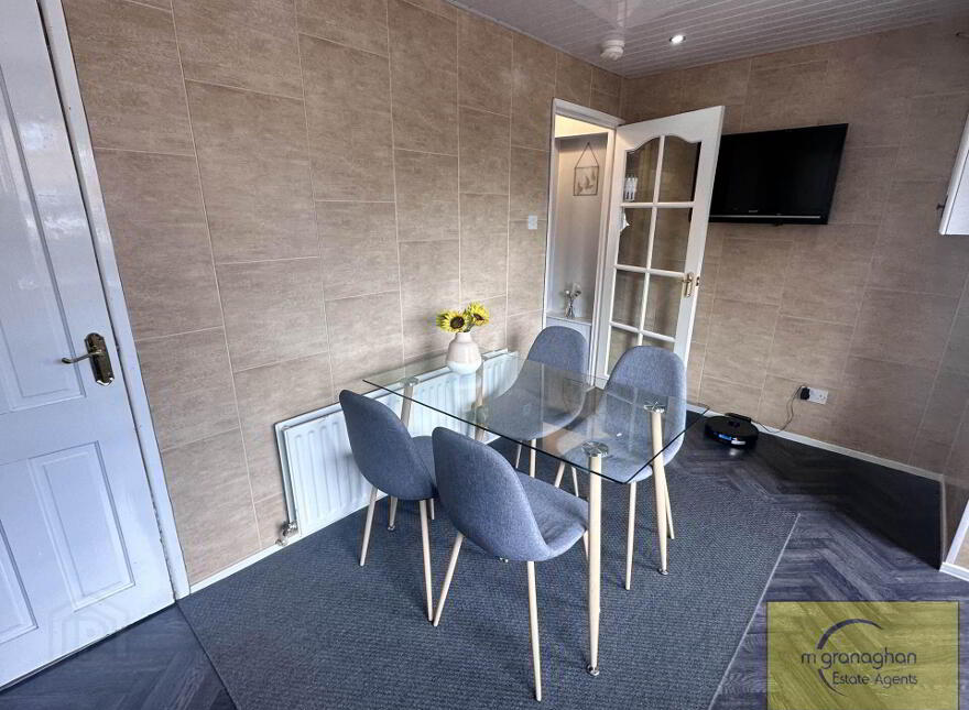 10 Ardoyne Place, Belfast, BT14 7DS