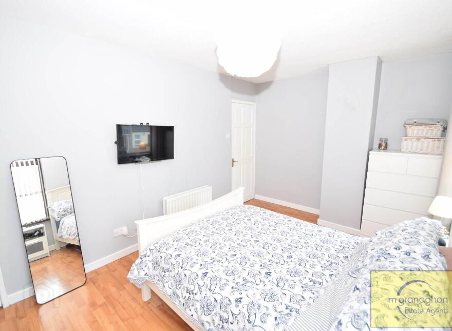 10 Ardoyne Place, Belfast, BT14 7DS