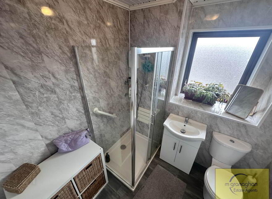 10 Ardoyne Place, Belfast, BT14 7DS