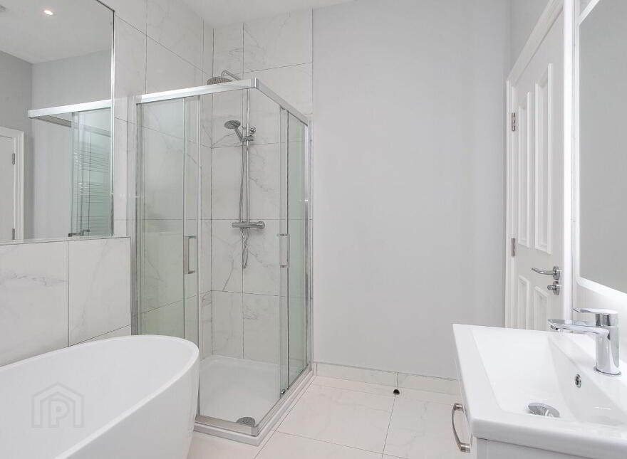 Apartment 2 Hazelbank House 4 Lady Ishbel Boulevar, Belfast, BT8 8SJ