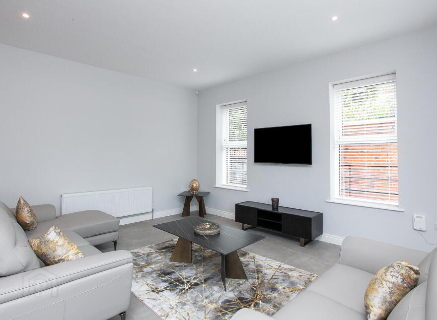 Apartment 2 Hazelbank House 4 Lady Ishbel Boulevar, Belfast, BT8 8SJ