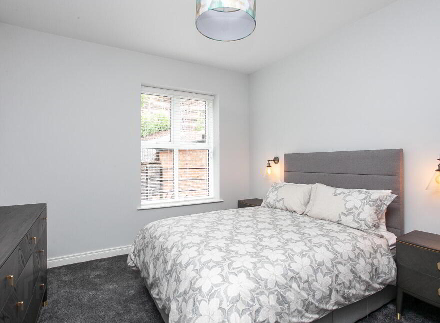 Apartment 2 Hazelbank House 4 Lady Ishbel Boulevar, Belfast, BT8 8SJ