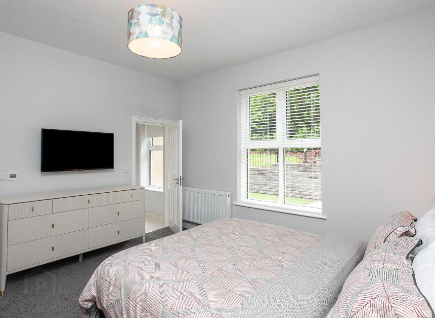 Apartment 2 Hazelbank House 4 Lady Ishbel Boulevar, Belfast, BT8 8SJ