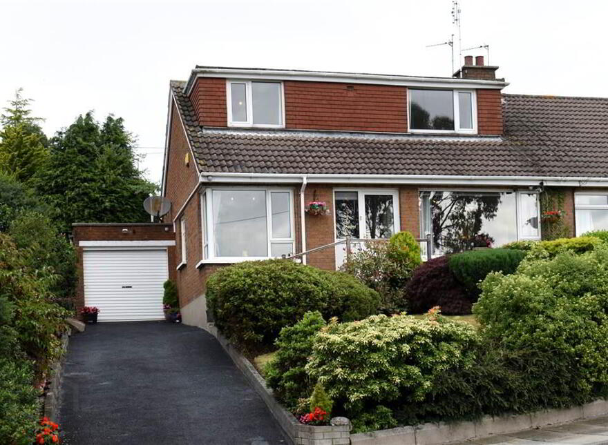 22 Saratoga Avenue, Newtownards, BT23 4BD photo