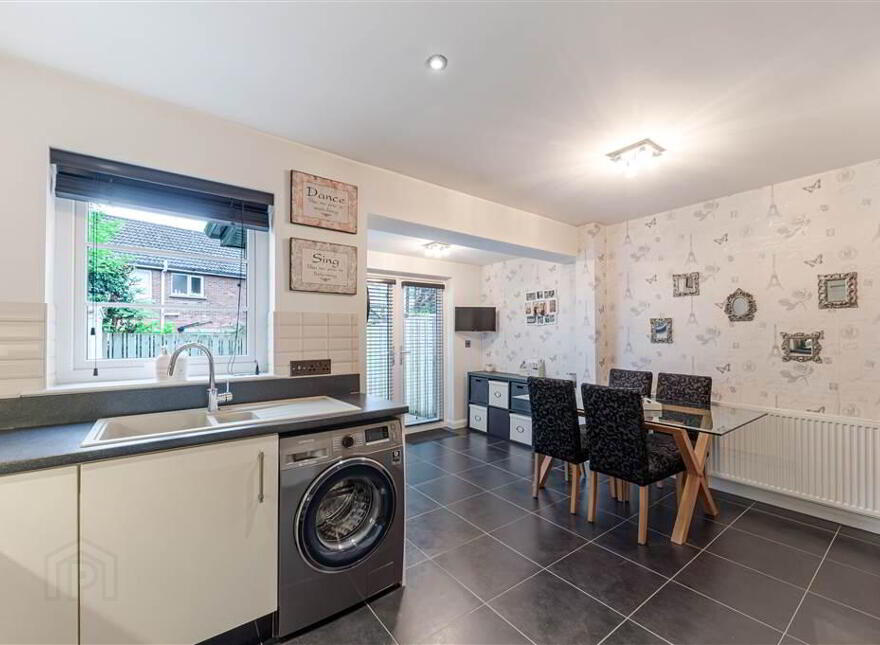 5 Eaton Court, Derriaghy, Belfast, BT17 9FT