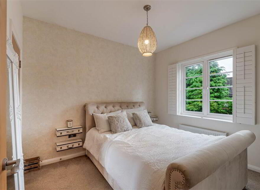 5 Eaton Court, Derriaghy, Belfast, BT17 9FT