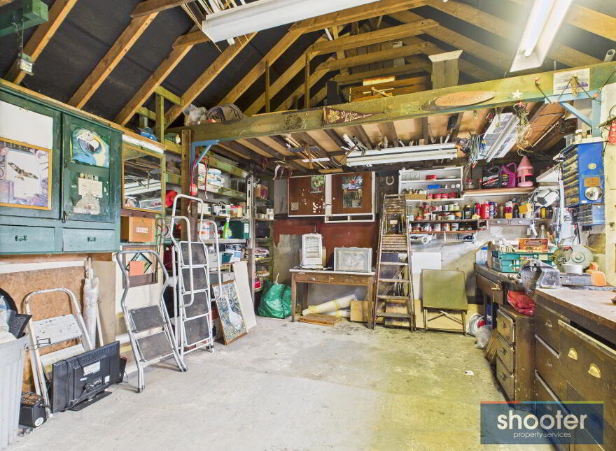 Mounview, 1a Newry Road, Warrenpoint, BT34 3LA
