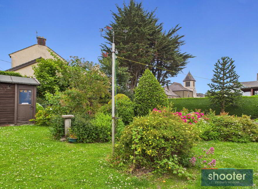 Mounview, 1a Newry Road, Warrenpoint, BT34 3LA