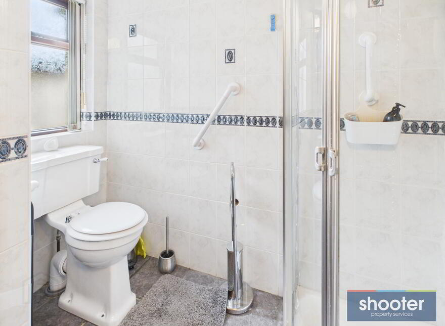 Mounview, 1a Newry Road, Warrenpoint, BT34 3LA