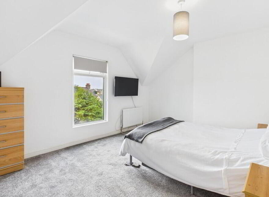 4 & 4a Donaghadee Road, Bangor, BT20 5RU