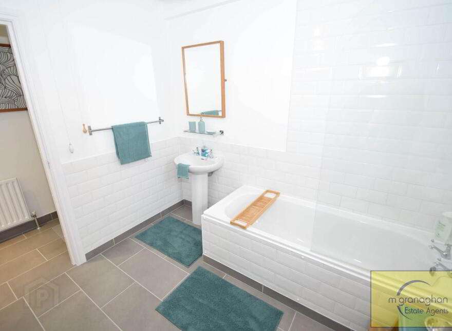 Apt 8, St Marys Gardens, Falls Road, Belfast, BT12 7LG