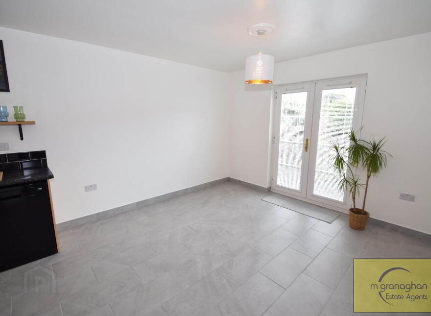 Apt 8, St Marys Gardens, Falls Road, Belfast, BT12 7LG