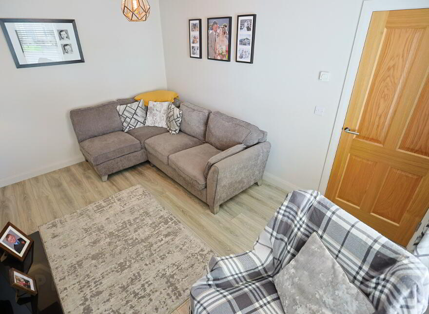 27 Monteith Meadows, Annaclone, Banbridge, BT32 5AP