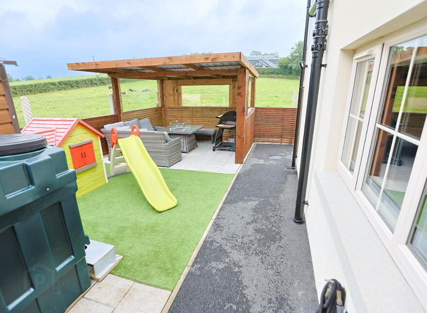 27 Monteith Meadows, Annaclone, Banbridge, BT32 5AP
