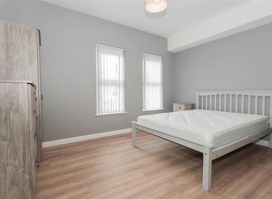 26 St. Albans Gardens, Belfast, BT9 5DR