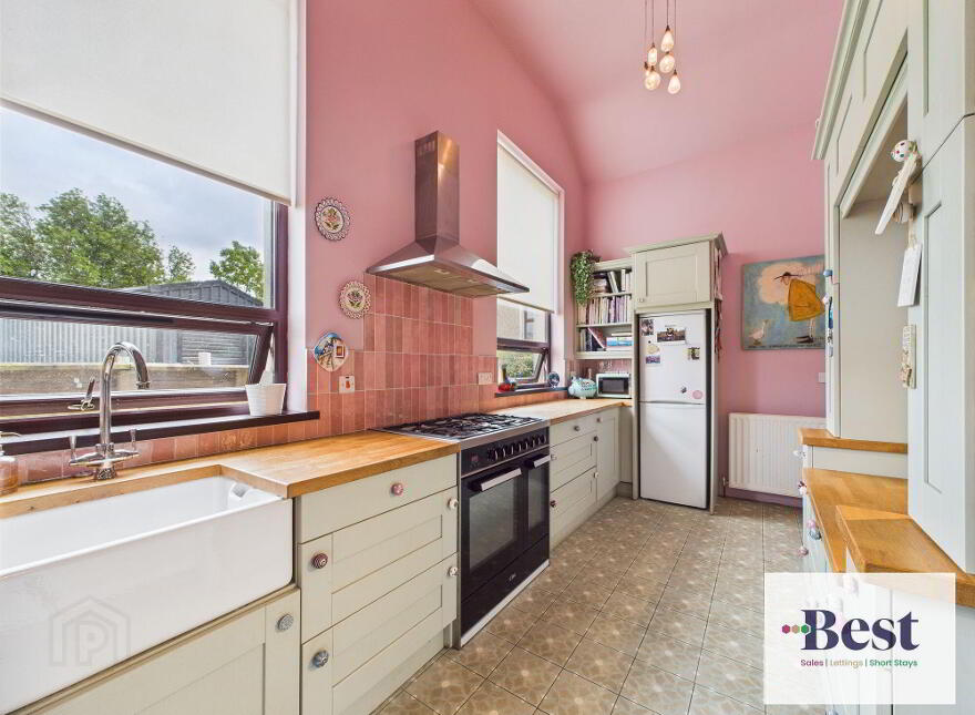 7 Drumnagreagh Road, Ballygally, Larne, BT40 2RN