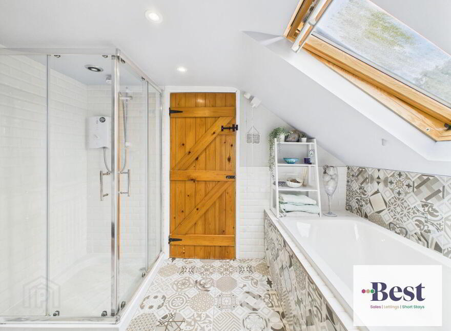 7 Drumnagreagh Road, Ballygally, Larne, BT40 2RN