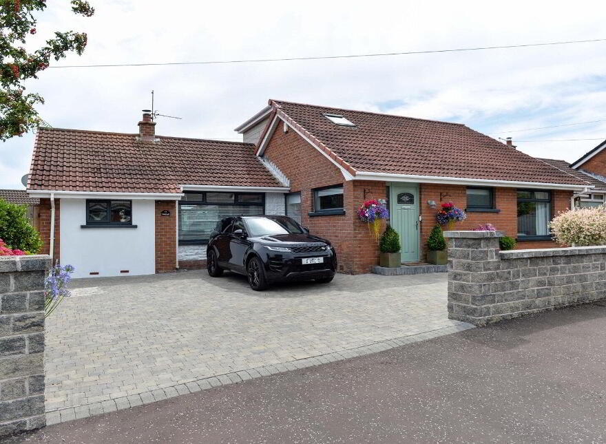 12 Craigowen Road, Carrickfergus, BT38 7NE photo