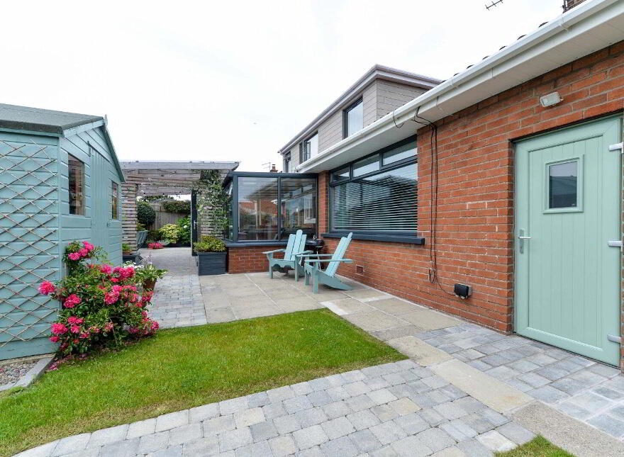 12 Craigowen Road, Carrickfergus, BT38 7NE