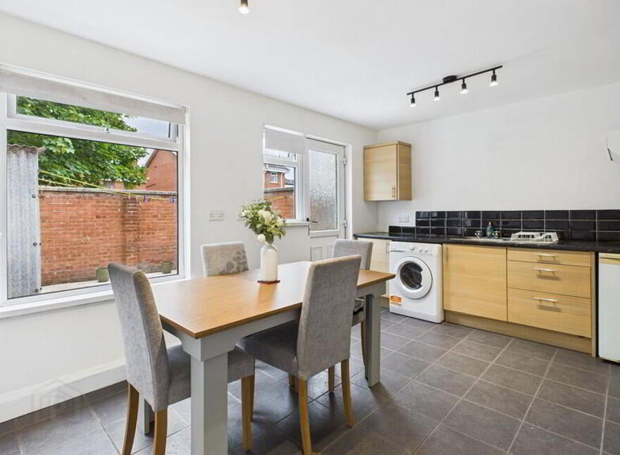 1 Hartford Mews, Newtownards, BT23 4AR
