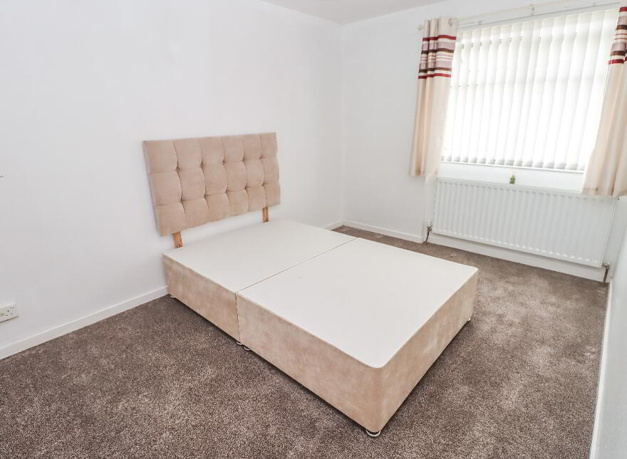 5 Carron Walk, Dundonald, BT16 2SW