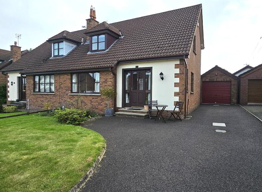 25 Wesleydale, Ballyrobert, Ballyclare, BT39 9WD photo