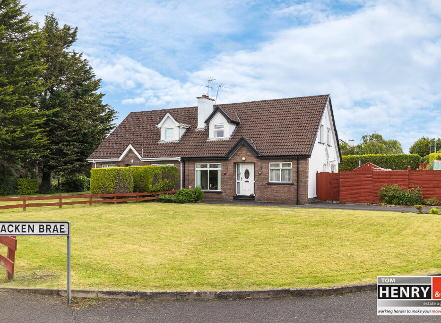 2 Bracken Brae, Newmills, Dungannon, BT71 4DW photo