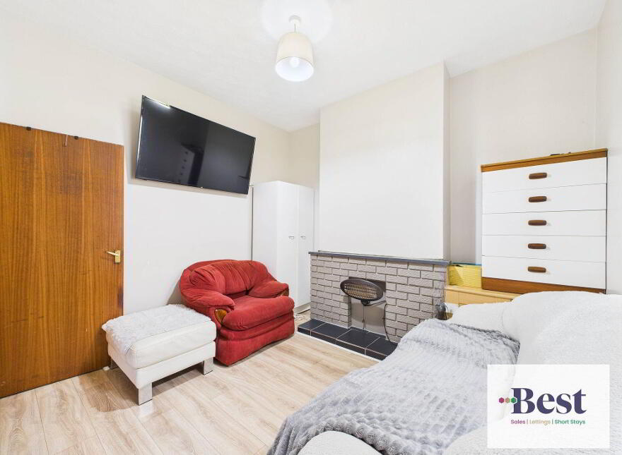 5 Victoria Street, Carrickfergus, BT38 8AQ