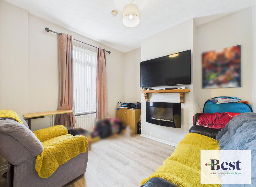 5 Victoria Street, Carrickfergus, BT38 8AQ