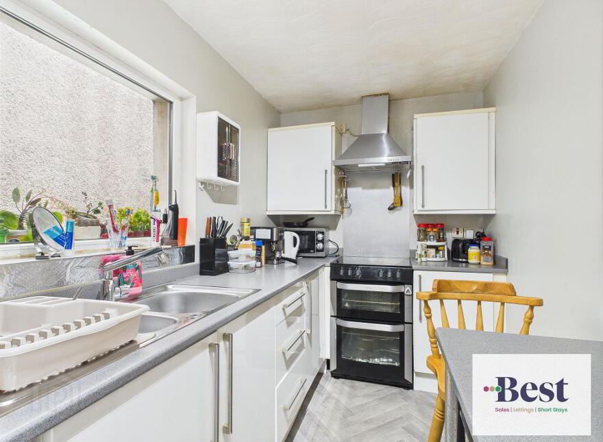 5 Victoria Street, Carrickfergus, BT38 8AQ