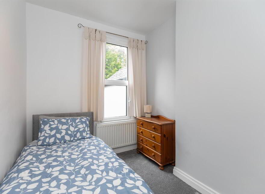 65 Bloomfield Avenue, Belfast, BT5 5AA