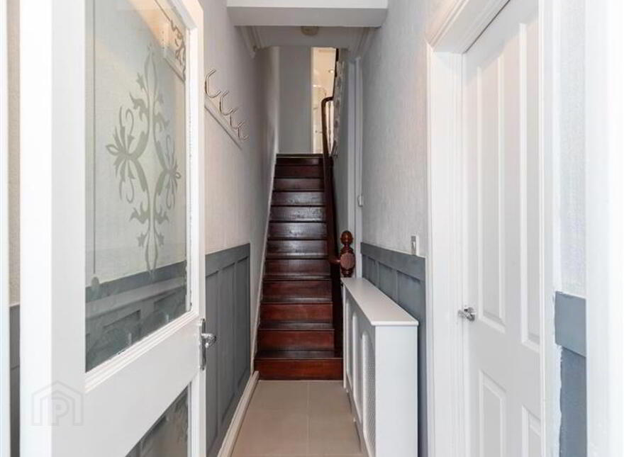 65 Bloomfield Avenue, Belfast, BT5 5AA