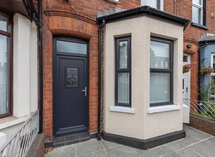 65 Bloomfield Avenue, Belfast, BT5 5AA