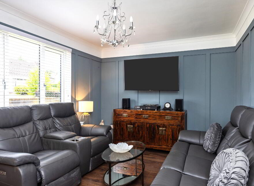 4 Granville Drive, Royal Hillsborough, BT26 6DE