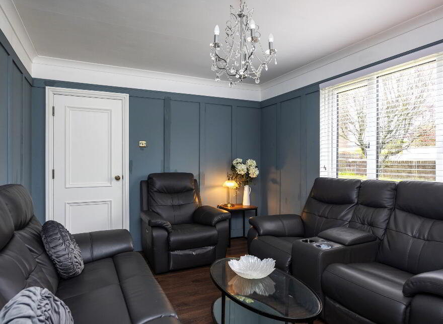 4 Granville Drive, Royal Hillsborough, BT26 6DE