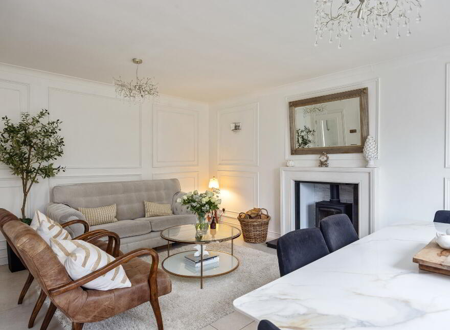 4 Granville Drive, Royal Hillsborough, BT26 6DE
