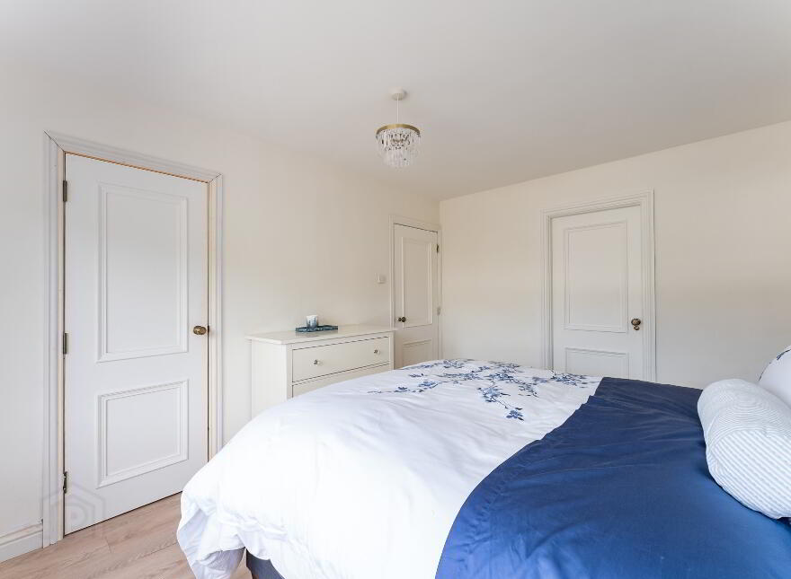 4 Granville Drive, Royal Hillsborough, BT26 6DE