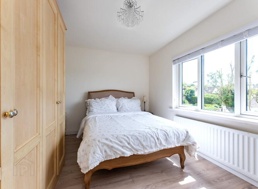 4 Granville Drive, Royal Hillsborough, BT26 6DE